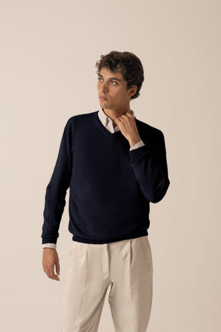 Vicuña V-Neck Sweater | Navy Blue