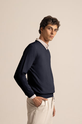 Vicuña V-Neck Sweater | Navy Blue